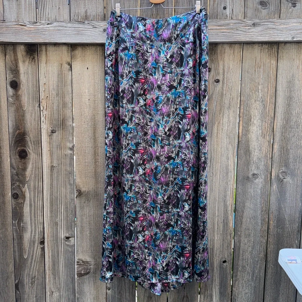 BCBGeneration Abstract Maxi Skirt Size 12